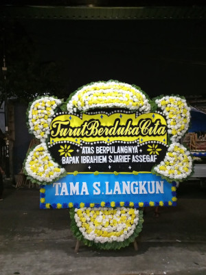 Papan Bunga Duka di Poso